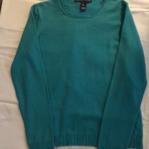 Women’s cashmere sweater